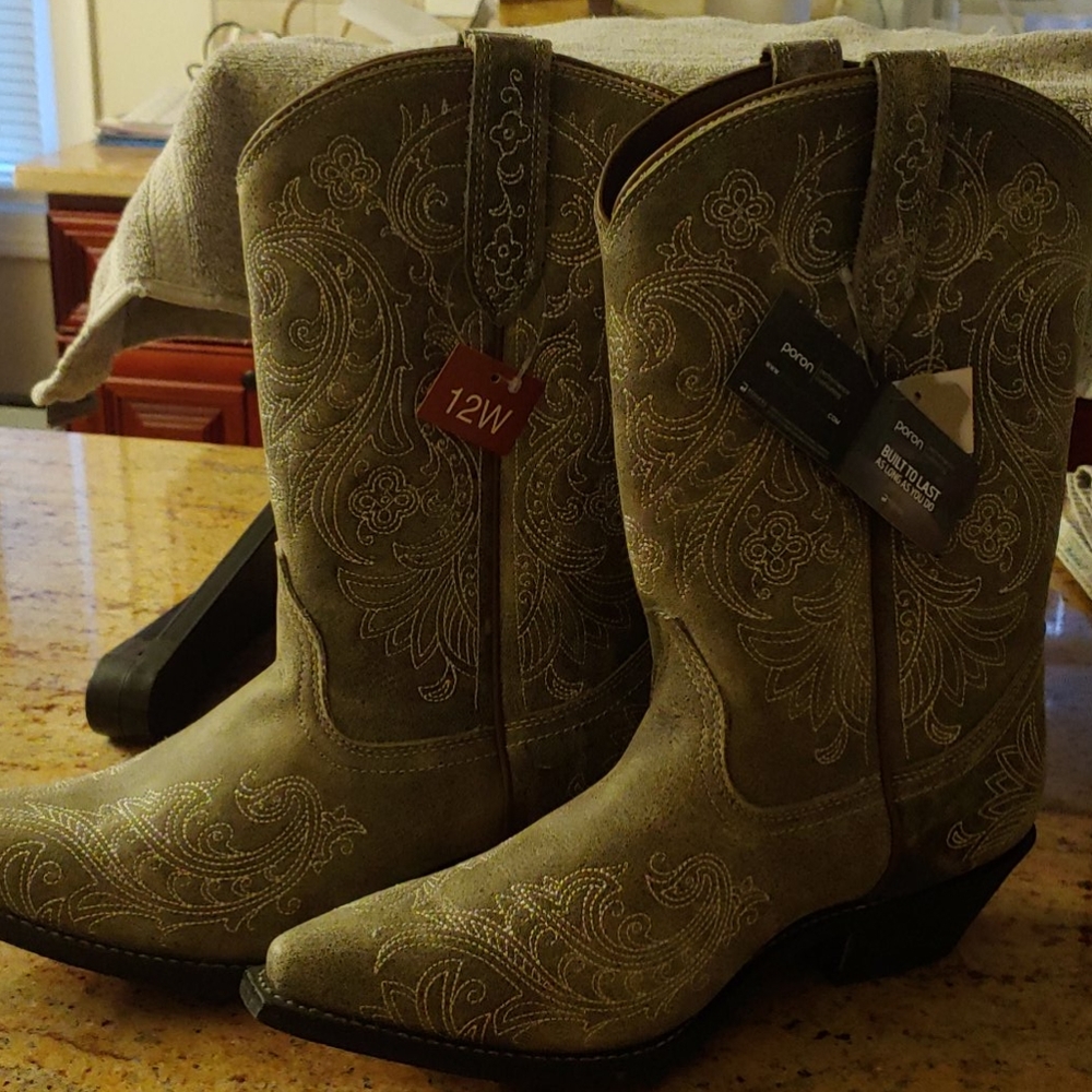 Womans Leather Cowboy Boots